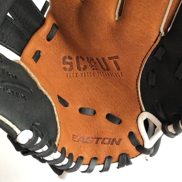 Easton Scout Flex Baseball Glove - Youth  
+ 1 Rawlings Official T-ball Baseball - Picture 13 of 17